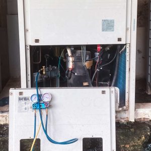 Gas Top Up (R22 / R410A)