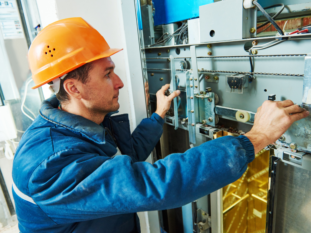 Does aircon refrigerant actually run out over time?
