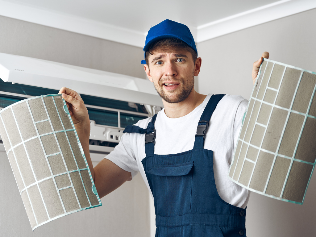 How does the technician access the HDB outdoor unit ledge?
