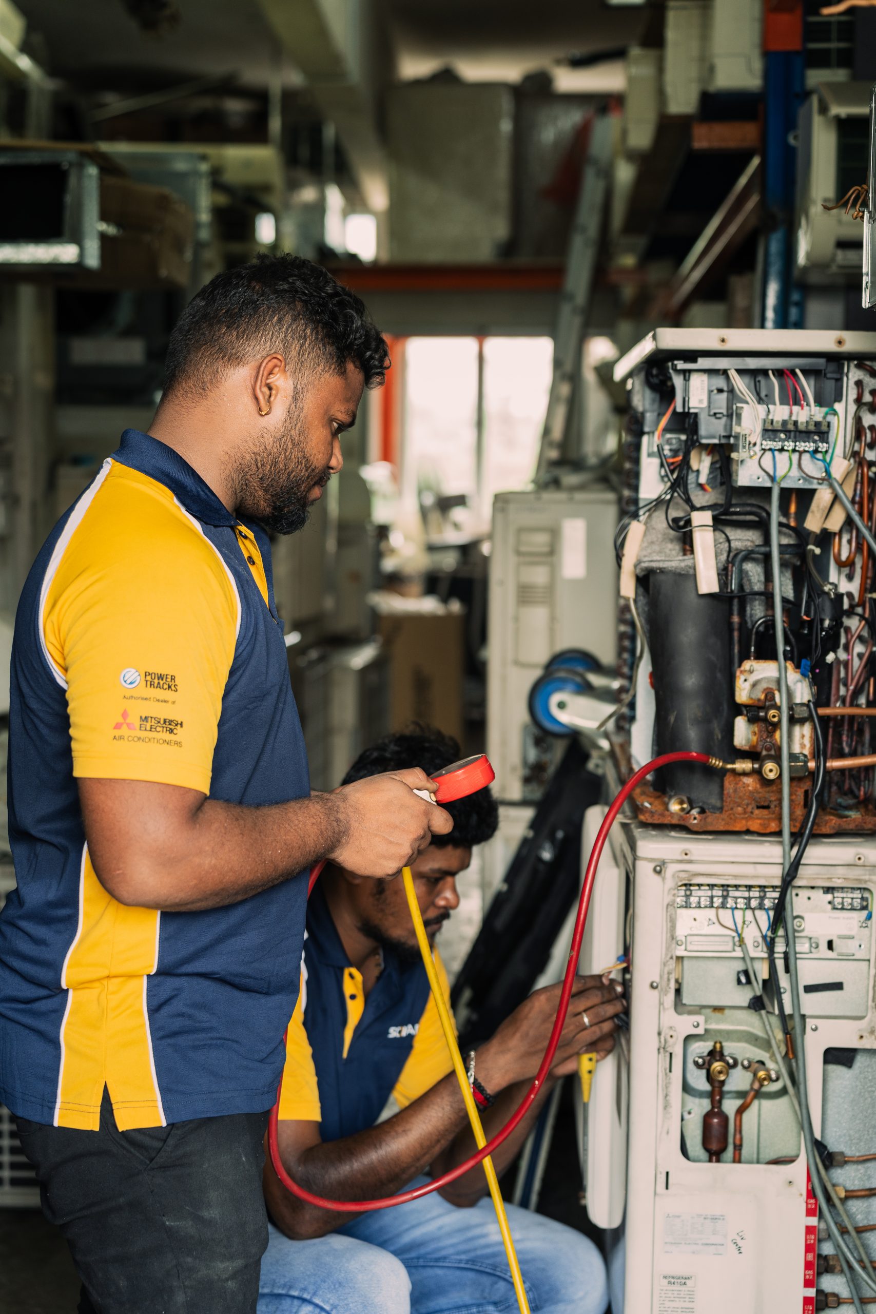 Air-con pressure test